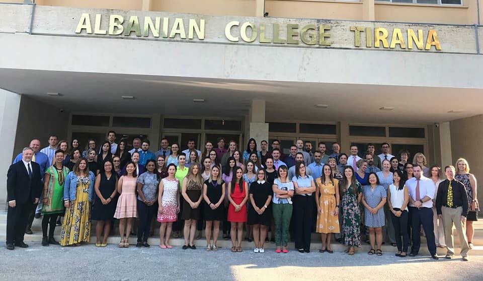 40663995_10215789966880549_2031829949769318400_n